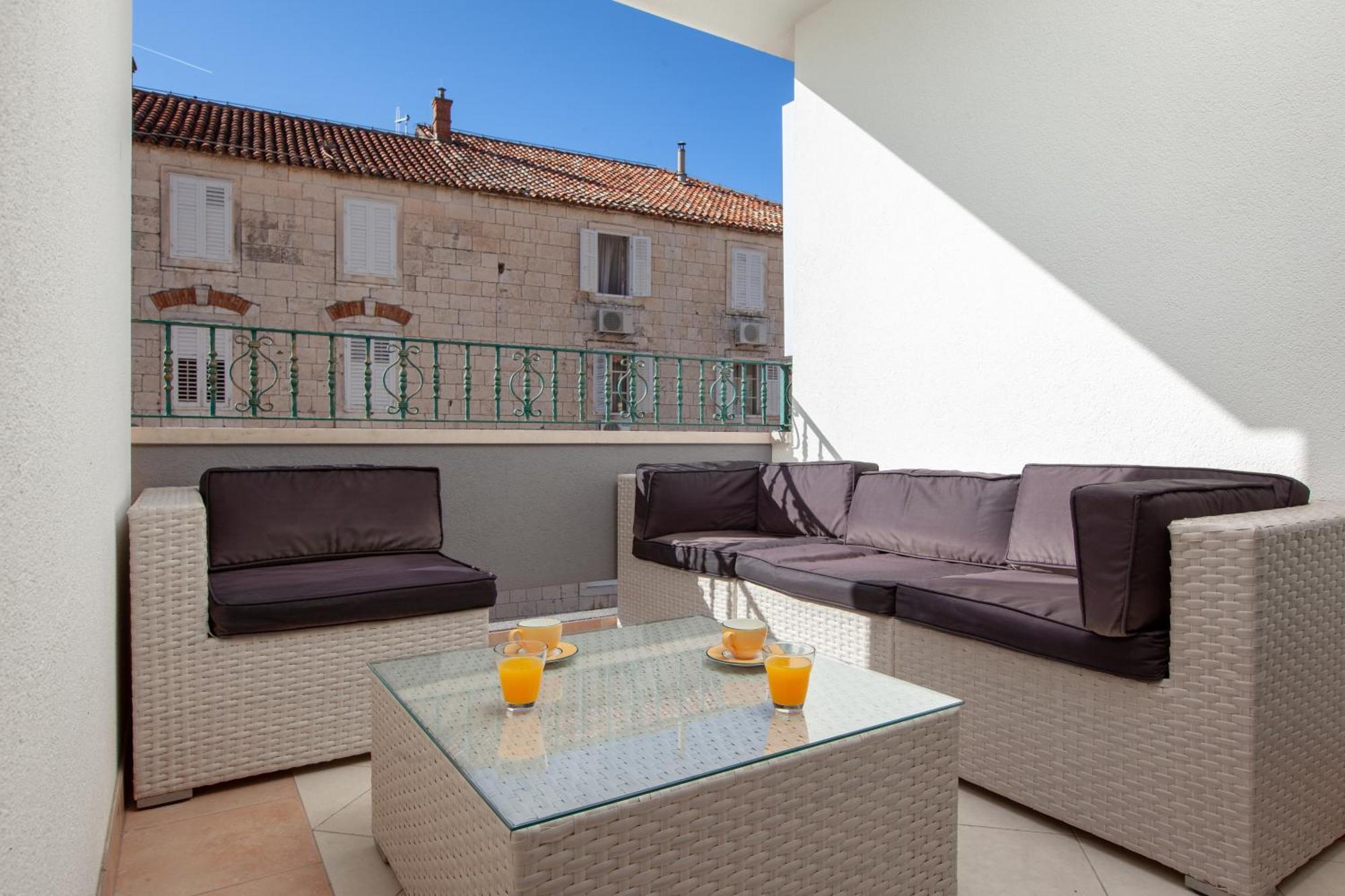Apartment City Strand Makarska Bagian luar foto
